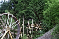 img086