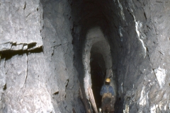 img038