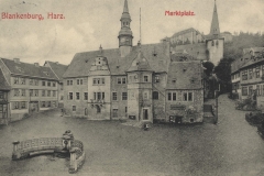 ak02007a